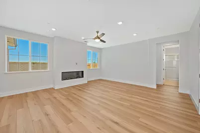 2073 Pogonia Street, Roseville, CA 95747 - Photo 9