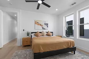 2817 Democracy Alley, Sacramento, CA 95816 - Photo 21