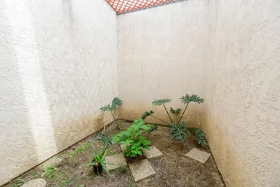 1124 Tasmania Way, Modesto, CA 95356 - Photo 9