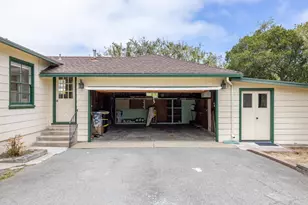 424 Herrmann St, Monterey, CA 93940 - Photo 39
