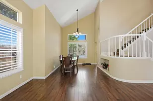 2217 Americana Dr, Roseville, CA 95747 - Photo 5