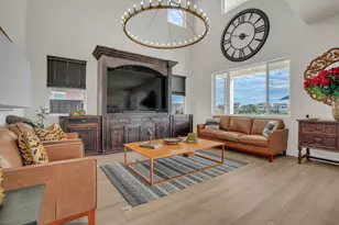 1794 Mulholland Dr, Lathrop, CA 95330 - Photo 19