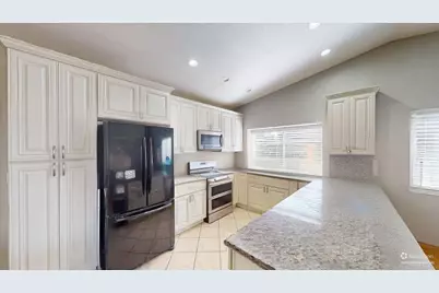 2700 Oaklawn Drive, Modesto, CA 95355 - Photo 33