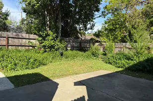 425 41st St, Sacramento, CA 95819 - Photo 31