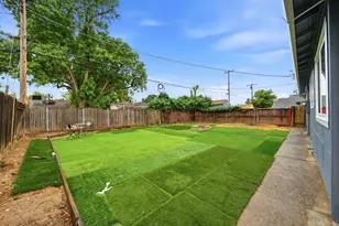 6206 Coyle Ave, Carmichael, CA 95608 - Photo 17