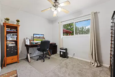 424 Morada Lane, Stockton, CA 95210 - Photo 13