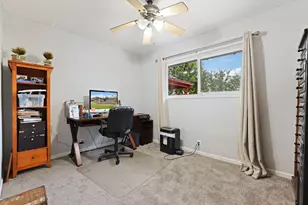 424 Morada Ln, Stockton, CA 95210 - Photo 13