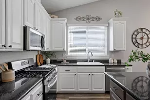 984 Portside Cir, Roseville, CA 95678 - Photo 11