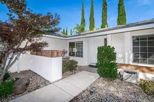 8219 Majestic Oak Way, Citrus Heights, CA 95610 - Photo 7
