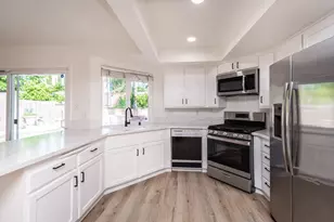 8219 Majestic Oak Way, Citrus Heights, CA 95610 - Photo 3