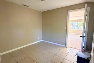 322 Pine St, Modesto, CA 95351 - Photo 13