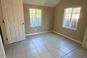 322 Pine St, Modesto, CA 95351 - Photo 11