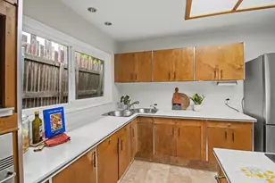 4640 Hillview Way, Sacramento, CA 95822 - Photo 33