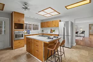 4640 Hillview Way, Sacramento, CA 95822 - Photo 29