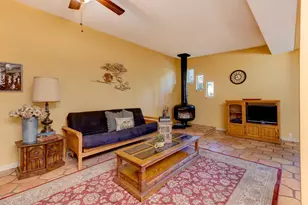 8745 Ski Ct, Elk Grove, CA 95624 - Photo 7