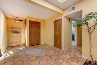 8745 Ski Court, Elk Grove, CA 95624 - Photo 3