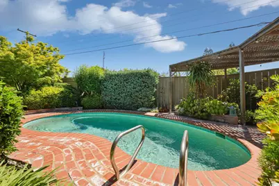 2406 Kenmore Court, Modesto, CA 95350 - Photo 39