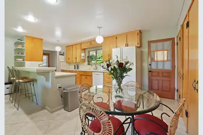 2406 Kenmore Court, Modesto, CA 95350 - Photo 19