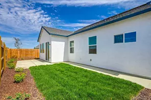 3922 Buxus Rd, Placer One, CA 95747 - Photo 11