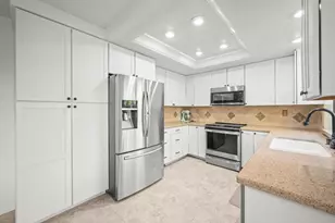 8236 Crestshire Cir, Orangevale, CA 95662 - Photo 11