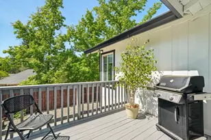 3061 Latham Ln, El Dorado Hills, CA 95762 - Photo 33