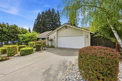 334 River Isle Way, Sacramento, CA 95831 - Photo 3