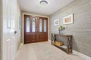 334 River Isle Way, Sacramento, CA 95831 - Photo 9