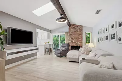 334 River Isle Way, Sacramento, CA 95831 - Photo 17