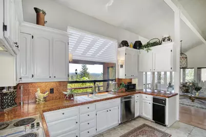 18119 Norlene Way, Grass Valley, CA 95949 - Photo 9