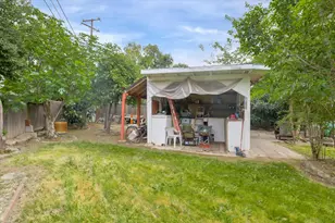 2740 Park Hills Dr, Sacramento, CA 95821 - Photo 27