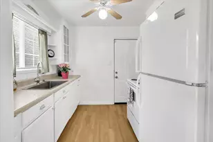 2740 Park Hills Dr, Sacramento, CA 95821 - Photo 11