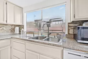 3338 Routier Rd, Sacramento, CA 95827 - Photo 19