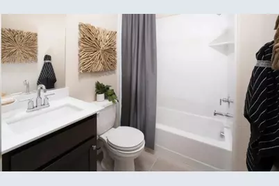 10930 Admiral Cove Way, Stockton, CA 95219 - Photo 9