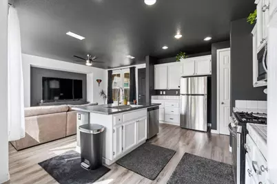 2411 Independence Trail, Plumas Lake, CA 95961 - Photo 11