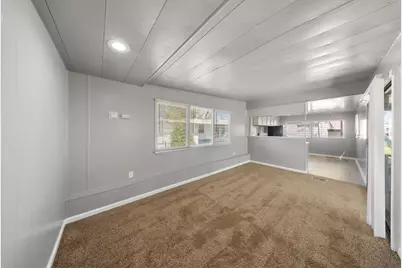 E Lockeford Street #43, Lodi, CA 95240 - Photo 9