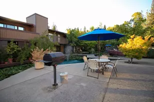 2476 Larkspur Ln, Sacramento, CA 95825 - Photo 31