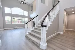 451 Hawkcrest Cir, Sacramento, CA 95835 - Photo 11