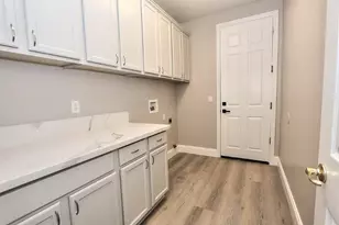 451 Hawkcrest Cir, Sacramento, CA 95835 - Photo 33