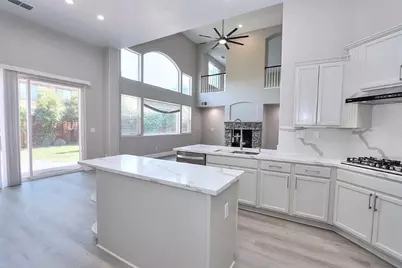 451 Hawkcrest Circle, Sacramento, CA 95835 - Photo 17