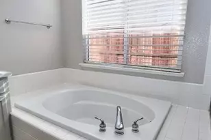 451 Hawkcrest Cir, Sacramento, CA 95835 - Photo 29