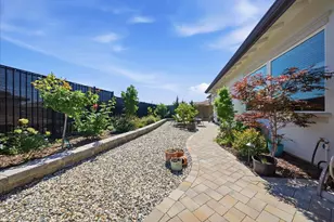 6911 Saratoga Estates Dr, El Dorado Hills, CA 95762 - Photo 29