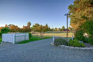 2895 Baseline Rd, Roseville, CA 95747 - Photo 51