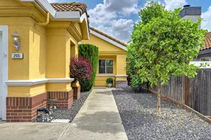 205 Pelham Ct, Roseville, CA 95747 - Photo 5
