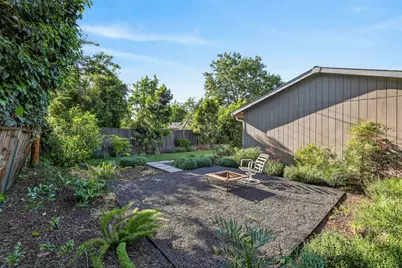 4330 3rd Avenue, Sacramento, CA 95817 - Photo 33