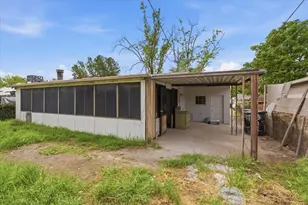 2436 Knoll St, Sacramento, CA 95815 - Photo 13