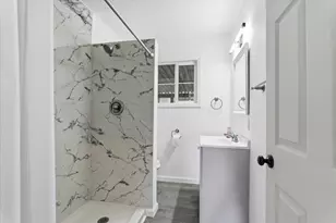 2436 Knoll St, Sacramento, CA 95815 - Photo 11