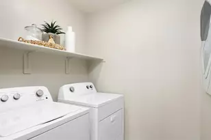2910 Porcelain St, Lincoln, CA 95648 - Photo 9