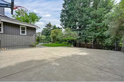 8780 Longmore Way, Fair Oaks, CA 95628 - Photo 37