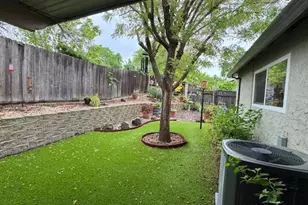 7220 Windjammer Way, Citrus Heights, CA 95621 - Photo 19