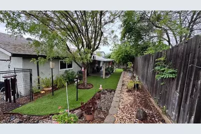 7220 Windjammer Way, Citrus Heights, CA 95621 - Photo 11